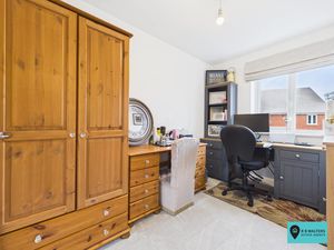 Bedroom- click for photo gallery